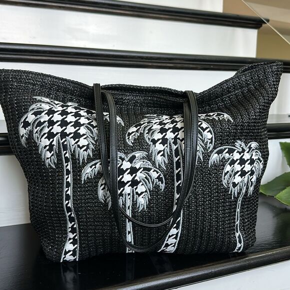 Vera Bradley, rare shoulder, tote, beach, palm tree, hounds, tooth, like new - Picture 9 of 13